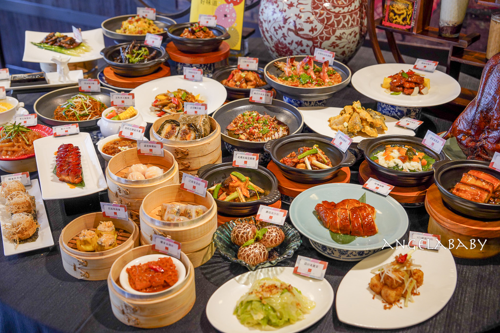 台北快閃TWO DAY 日日鬆餅 ＃逢甲最夯的（ㄉㄨㄞ ˊㄧㄠ） 起司舒芙蕾鬆餅 ＃限定口味：法國頂級72%巧克力每日只有30份 ＃內有擊潰你自製力減肥影片 @梅格(Angelababy)享樂日記