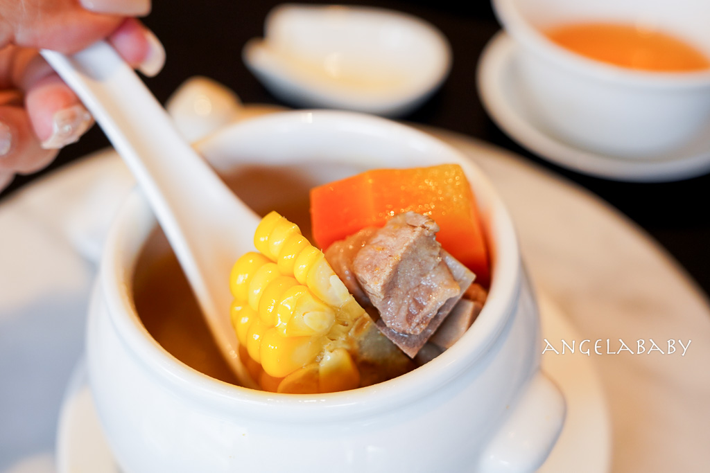 亞洲五十晶華軒經典佳餚在『故宮晶華』也吃得到還更划算！四人用餐就招待烤鴨2吃 @梅格(Angelababy)享樂日記