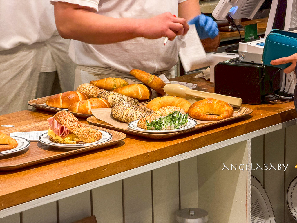 首爾聖水洞必吃鹽牛角麵包『Beton』拔絲脆皮牛角麵包 @梅格(Angelababy)享樂日記