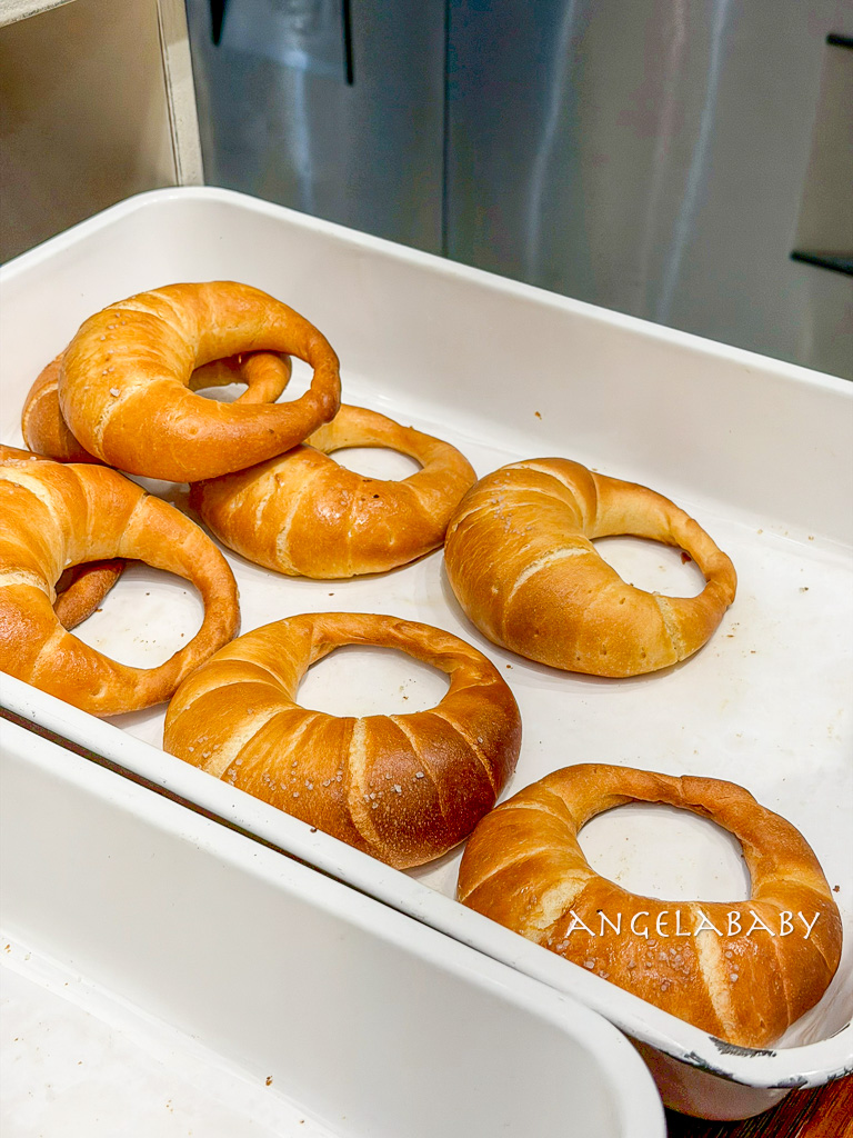 首爾聖水洞必吃鹽牛角麵包『Beton』拔絲脆皮牛角麵包 @梅格(Angelababy)享樂日記 首爾聖水洞必吃鹽牛角麵包『Beton』拔絲脆皮牛角麵包 @梅格(Angelababy)享樂日記