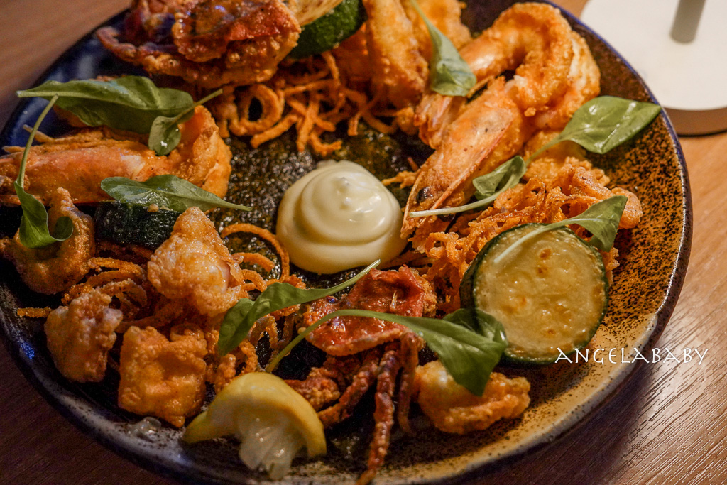 板橋府中站美食『Buon Pasta & Bar – 現代義式料理』好吃手作義大利麵、cp值超高牛排 @梅格(Angelababy)享樂日記