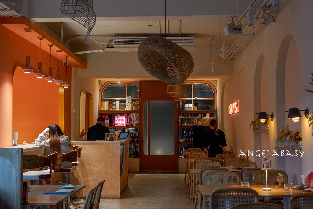 板橋府中站美食『Buon Pasta & Bar – 現代義式料理』好吃手作義大利麵、cp值超高牛排 @梅格(Angelababy)享樂日記