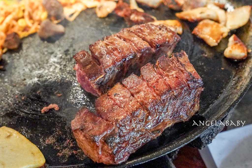 弘大烤肉『木爐館목로곽』菜單、肉質超好又不貴小菜免費吃到飽、全程免動手 @梅格(Angelababy)享樂日記