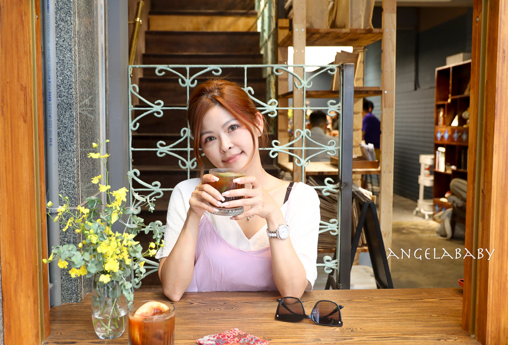 東門站老宅咖啡『布子咖啡 BUZI CAFE』搬家了！ @梅格(Angelababy)享樂日記