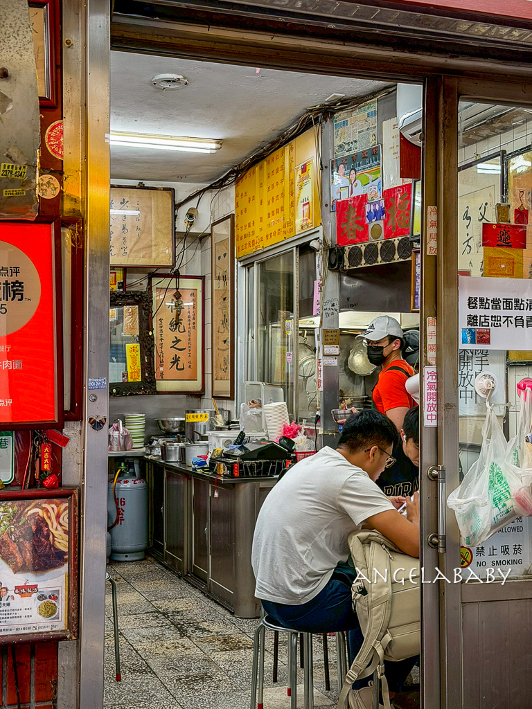 台北車站美食｜飄香75年『劉山東小吃店』菜單、米其林必比登推介 @梅格(Angelababy)享樂日記