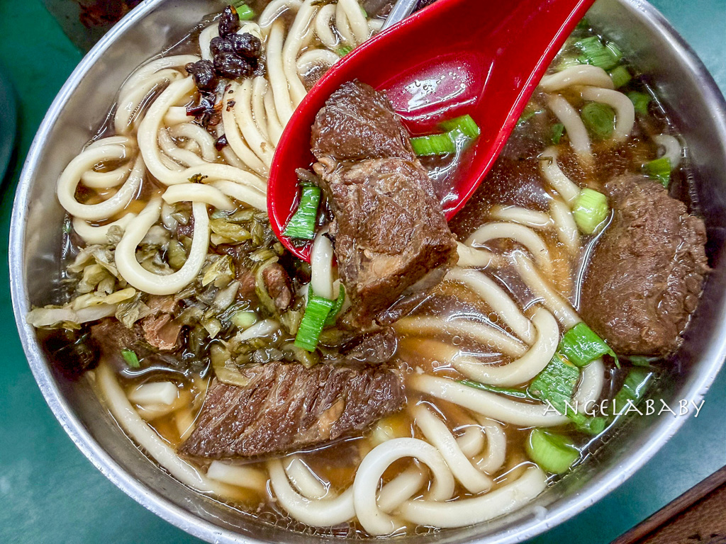 台北車站美食｜飄香75年『劉山東小吃店』菜單、米其林必比登推介 @梅格(Angelababy)享樂日記