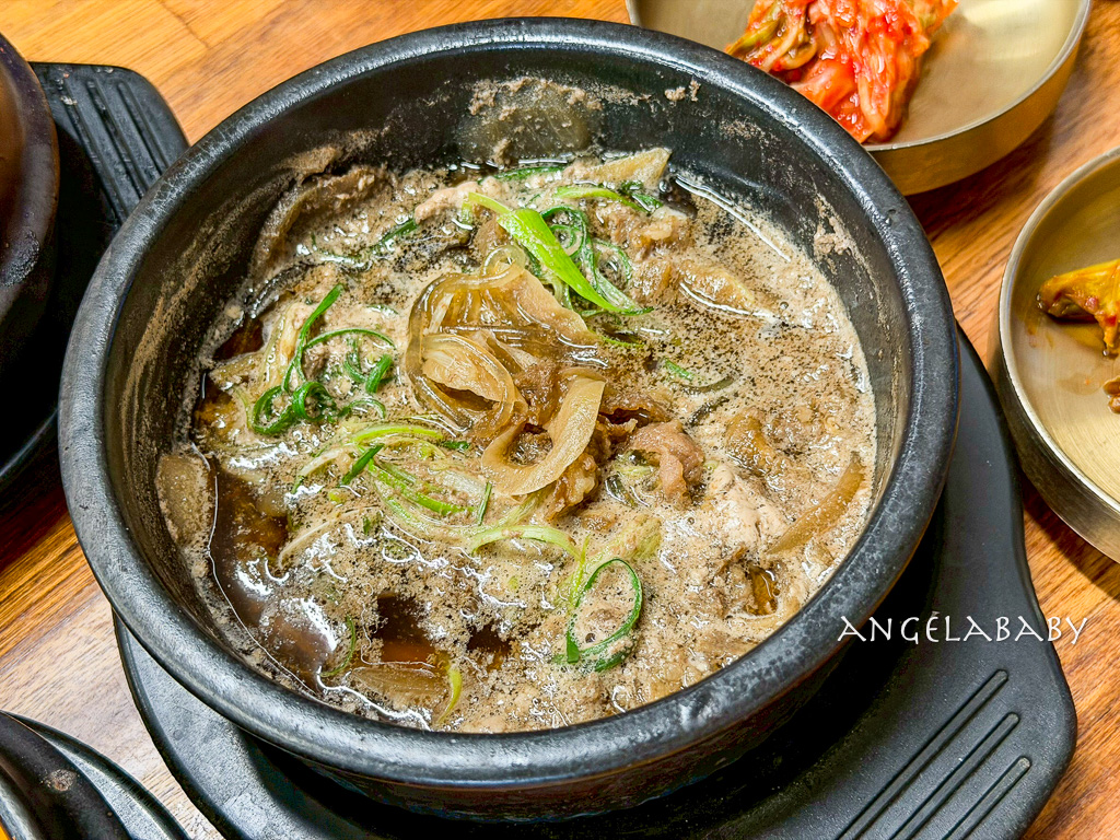 首爾藥令市場美食(서울약령시장)『Yunga’s清麴酱윤가네청국장』超夠味泡菜豬肉鍋 @梅格(Angelababy)享樂日記