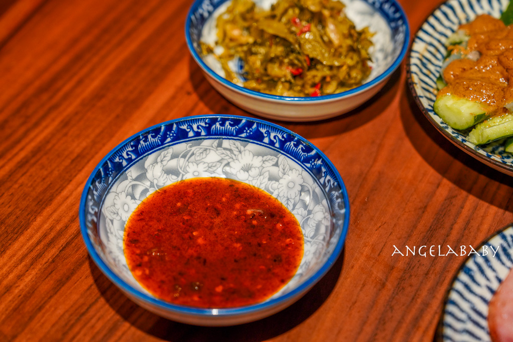 新莊化成路工業區美食『午前牛場』菜單、頭前庄站隱藏版美食、新莊宵夜場 @梅格(Angelababy)享樂日記