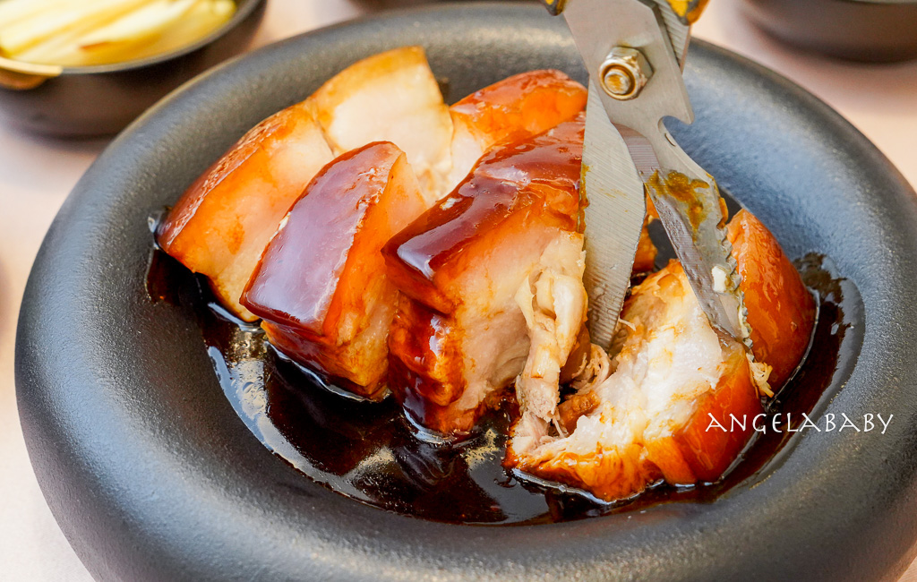 捷運南京松江美食｜上海菜推薦漢普頓酒店「柒號洋樓MANSION 7」必點 金華火烔白菜花膠雞湯、洋樓秘製東坡肉 @梅格(Angelababy)享樂日記