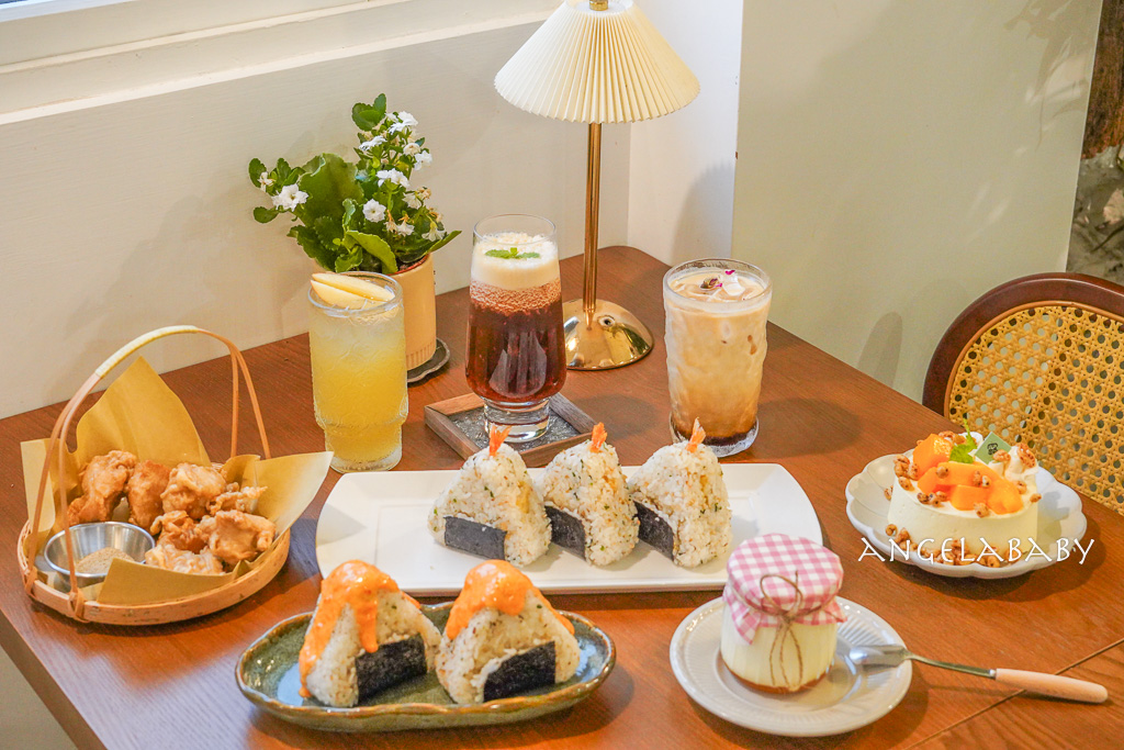 宜蘭三星老屋咖啡『露露咖啡Lulu Coffee』好吃日式飯糰、布丁推薦、友善寵物餐廳 @梅格(Angelababy)享樂日記