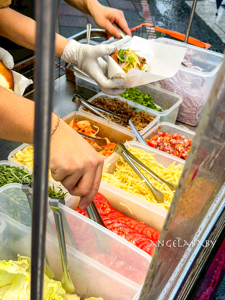 宜蘭清溝夜市必吃『黃金燒肉刈包/黃金燒肉割包』營業時間、口味價格 @梅格(Angelababy)享樂日記