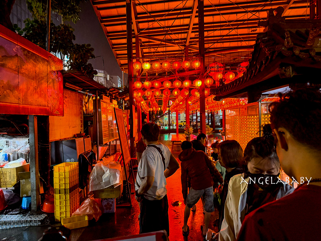 宜蘭羅東夜市美食『阿灶伯當歸羊肉湯』被羊肉湯耽誤的超強脆皮臭豆腐、阿灶伯菜單價格 @梅格(Angelababy)享樂日記