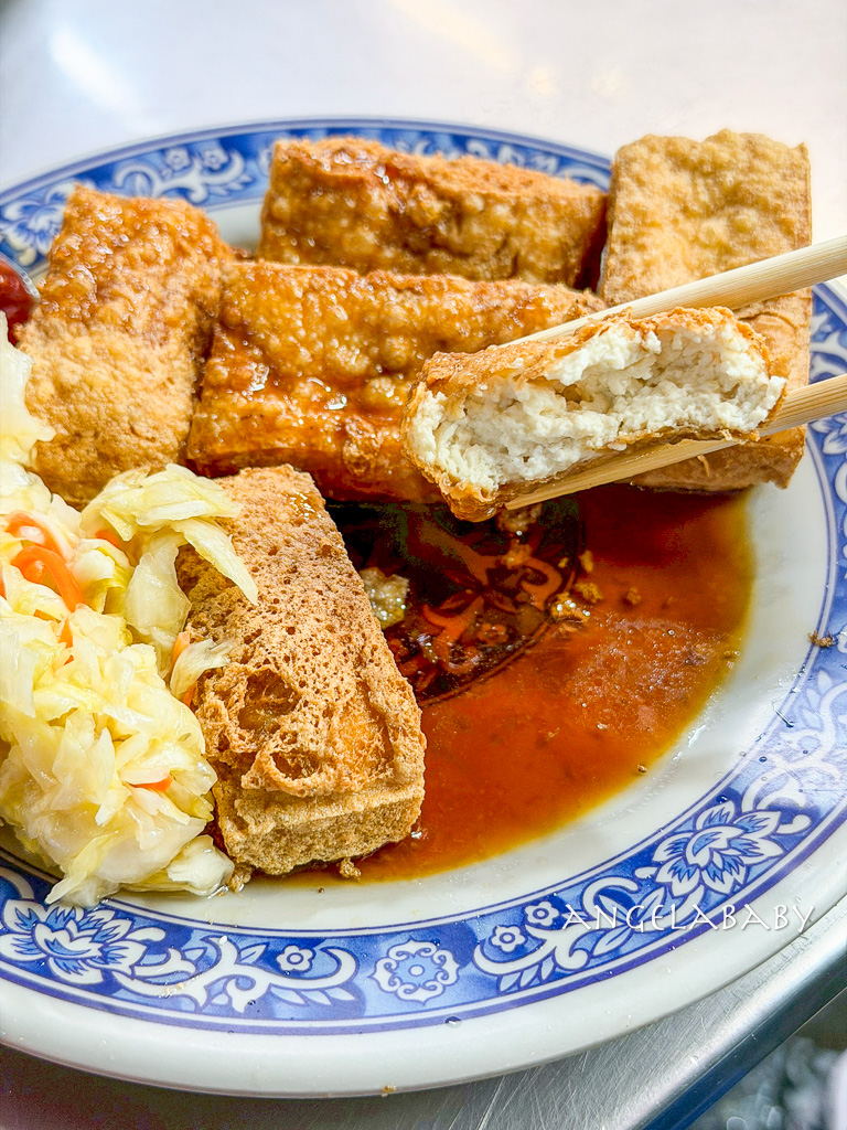 宜蘭羅東夜市美食『阿灶伯當歸羊肉湯』被羊肉湯耽誤的超強脆皮臭豆腐、阿灶伯菜單價格 @梅格(Angelababy)享樂日記
