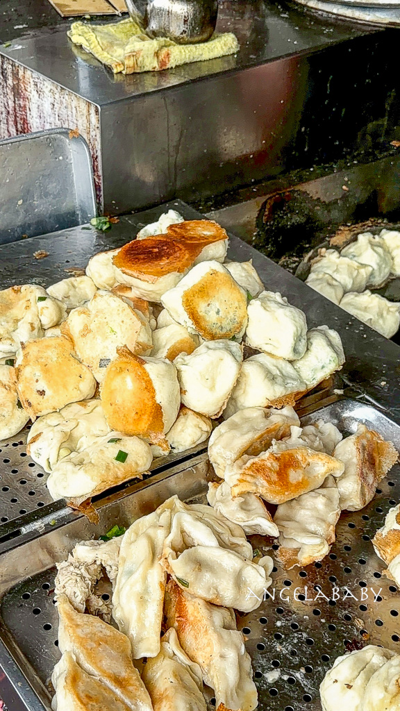 羅東好吃早餐『美味早點』老麵水煎包、羅東公正國小旁排隊美食 @梅格(Angelababy)享樂日記