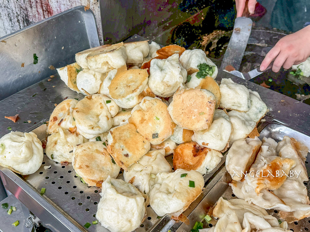 羅東好吃早餐『美味早點』老麵水煎包、羅東公正國小旁排隊美食 @梅格(Angelababy)享樂日記
