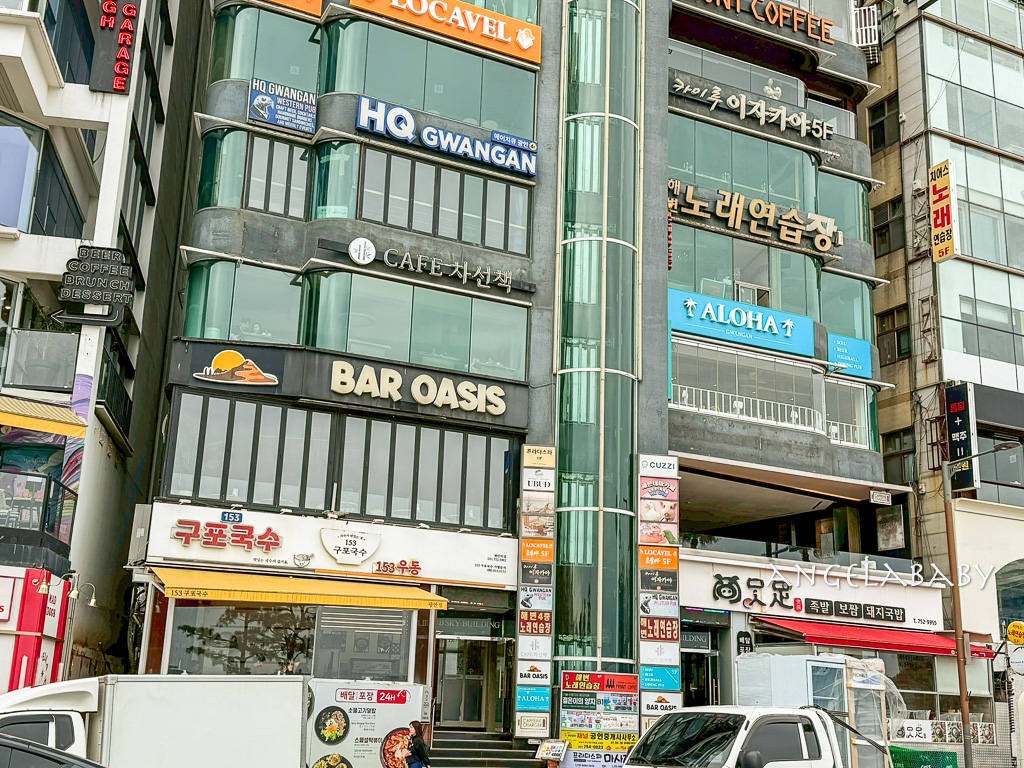 廣安里第一排海景咖啡『차선책 본점』藍緞帶咖啡廳、無麩質不加糖的好吃芝麻蛋糕 @梅格(Angelababy)享樂日記