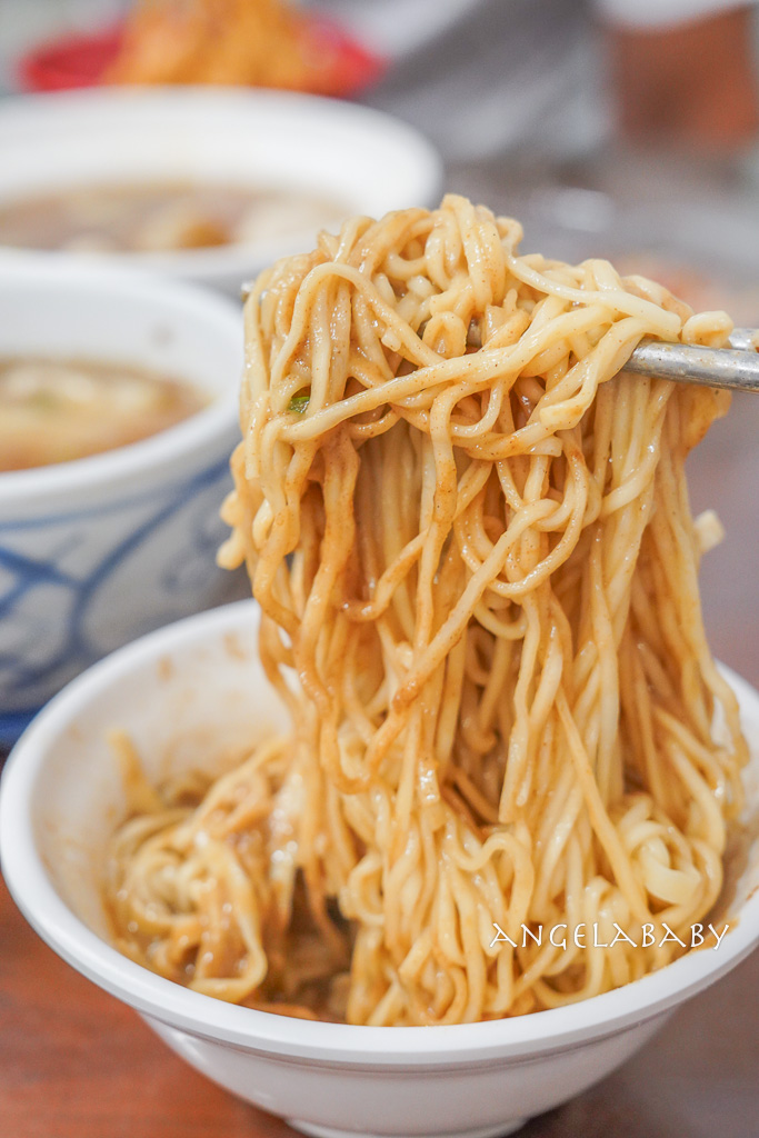 宜蘭美食｜在地老字號麵店『湯城麵食』幸運才能見到仙女姊姊煮麻醬麵、500盤推薦 @梅格(Angelababy)享樂日記
