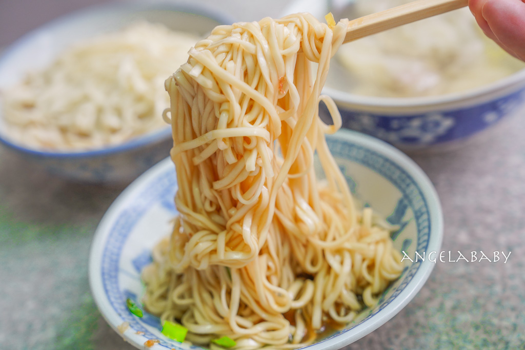 羅東夜市必吃『無招牌麵店』吃完還要跟老闆謝謝的佛系麵店 @梅格(Angelababy)享樂日記