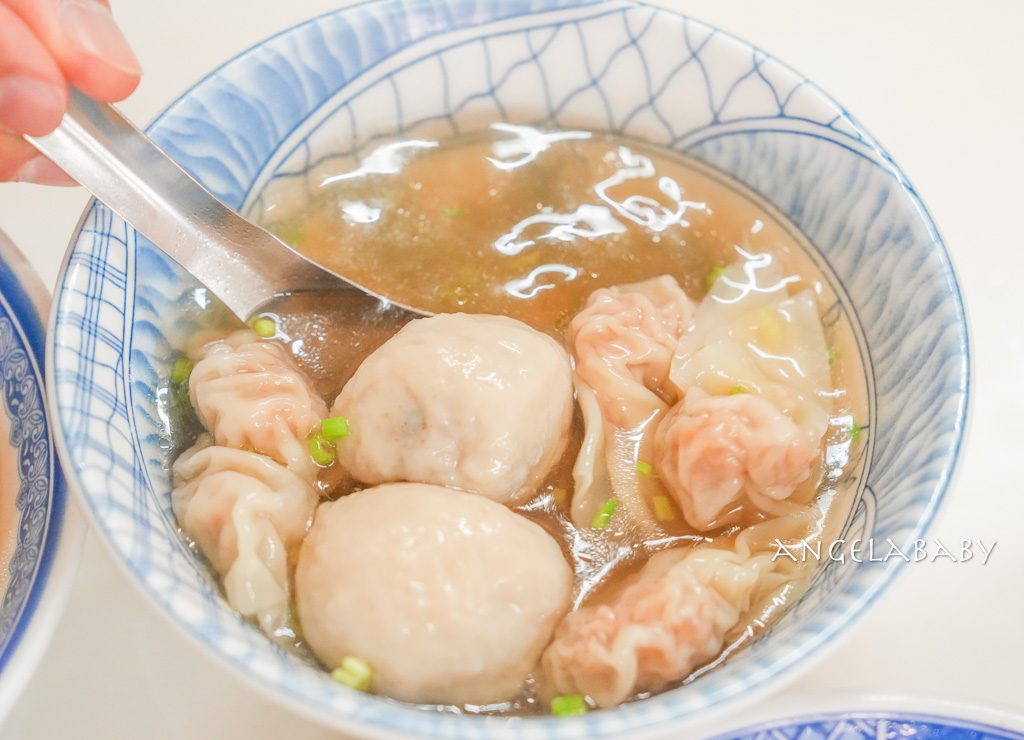 宜蘭美食｜巨無霸份量『復興路炸醬麵』復興國中美食 @梅格(Angelababy)享樂日記
