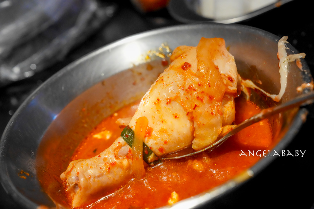 台北最好吃的韓式辣雞湯『豬豬 JUJU POCHA 쭈쭈포차』菜單、super junior推薦韓式料理 @梅格(Angelababy)享樂日記
