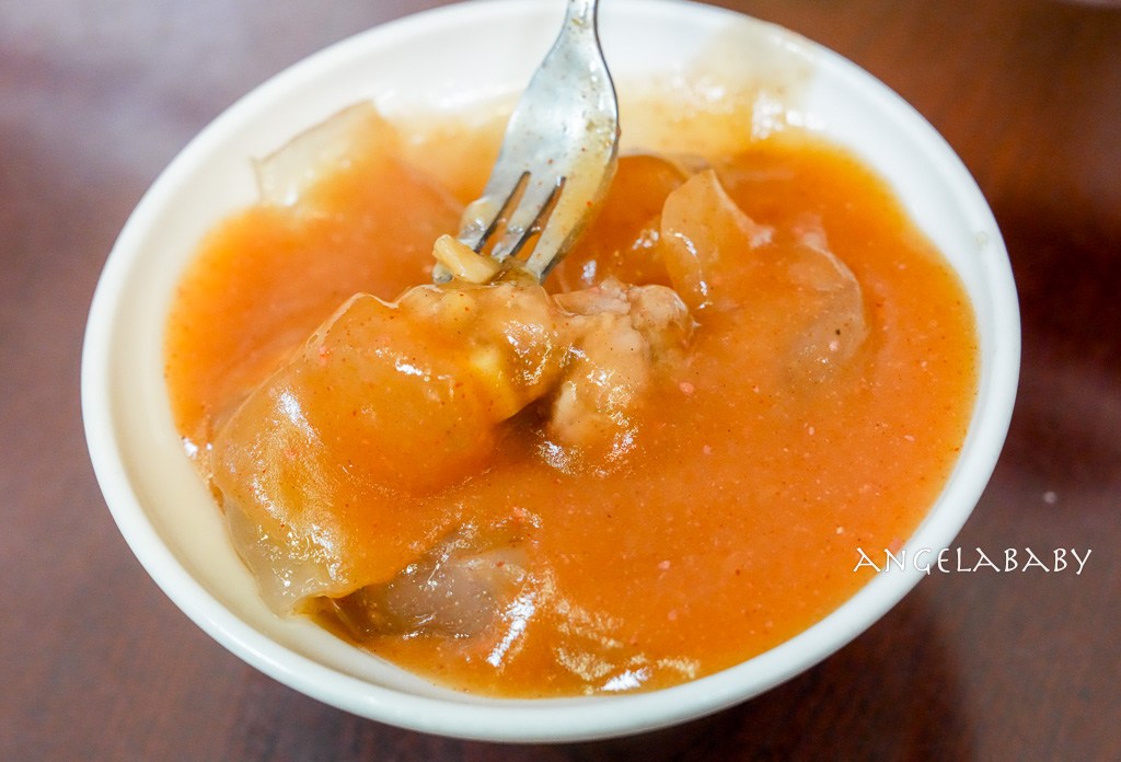 鶯歌車站美食｜熱賣一甲子的厚Ｑ肉圓『彰鶯肉圓』標配超濃郁四神湯 @梅格(Angelababy)享樂日記