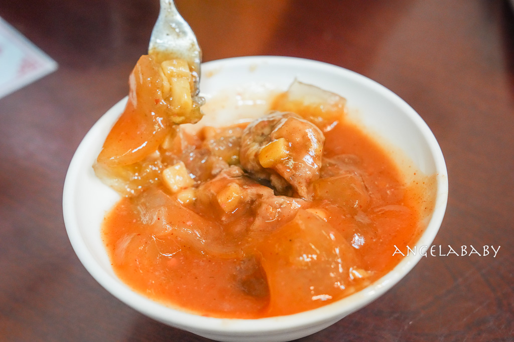 鶯歌車站美食｜熱賣一甲子的厚Ｑ肉圓『彰鶯肉圓』標配超濃郁四神湯 @梅格(Angelababy)享樂日記