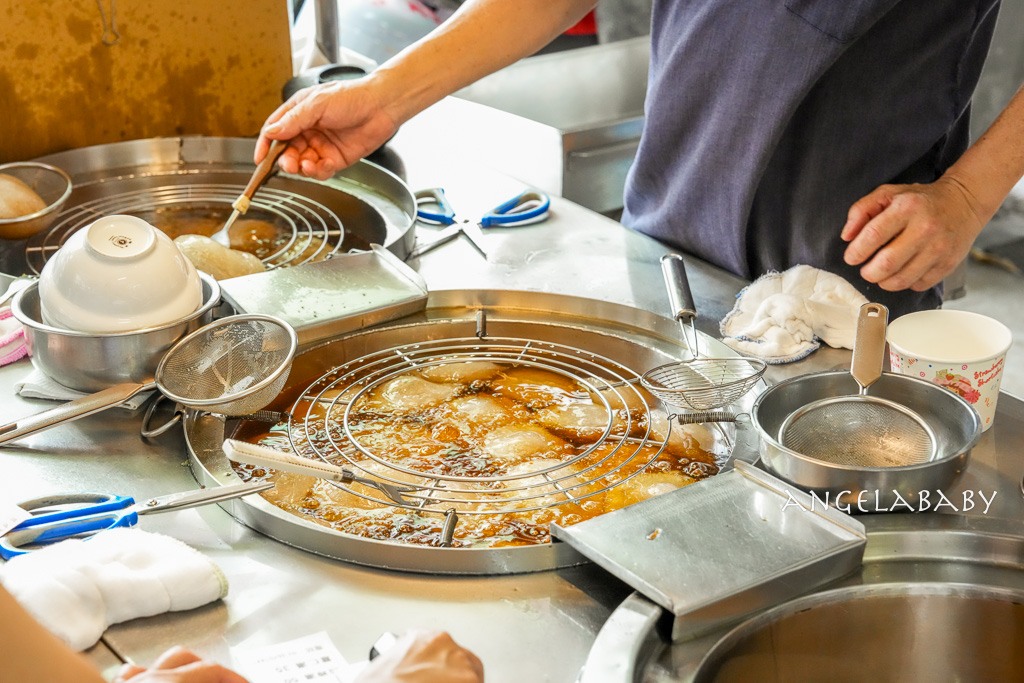 鶯歌車站美食｜熱賣一甲子的厚Ｑ肉圓『彰鶯肉圓』標配超濃郁四神湯 @梅格(Angelababy)享樂日記