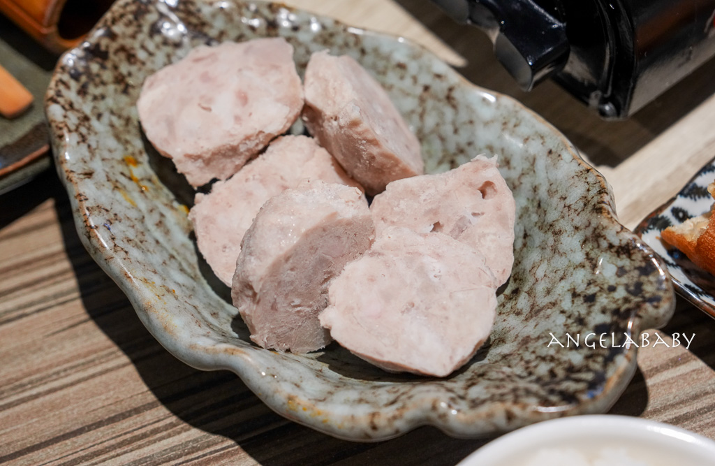 大安區老字號火鍋『涮八方紫銅鍋－麻辣鍋｜酸菜白肉鍋』訂位、六張犁聚餐推薦 @梅格(Angelababy)享樂日記