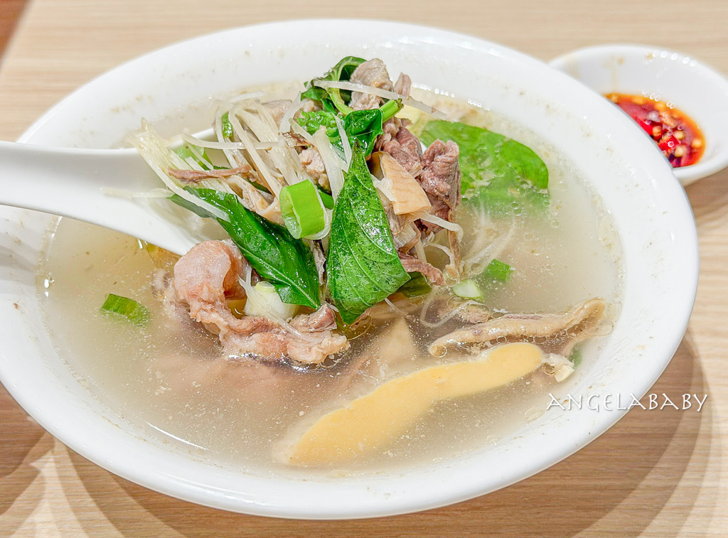 遼寧夜市美食『牛家村』菜單、超好吃脆皮蚵仔煎、炒飯 @梅格(Angelababy)享樂日記
