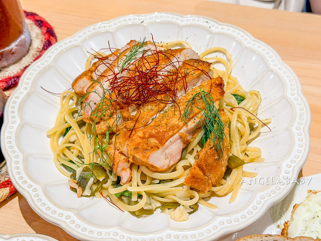 士林站美食｜鄉村風好吃早午餐『花嶼輕食館』菜單、好吃木盆沙拉 @梅格(Angelababy)享樂日記