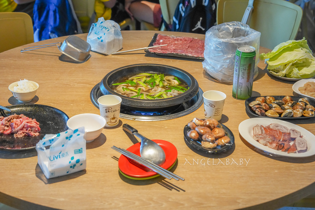 八斗子美食｜自助式石頭火鍋『望海巷石頭火鍋二館』菜單、碧砂漁港海鮮火鍋推薦 @梅格(Angelababy)享樂日記