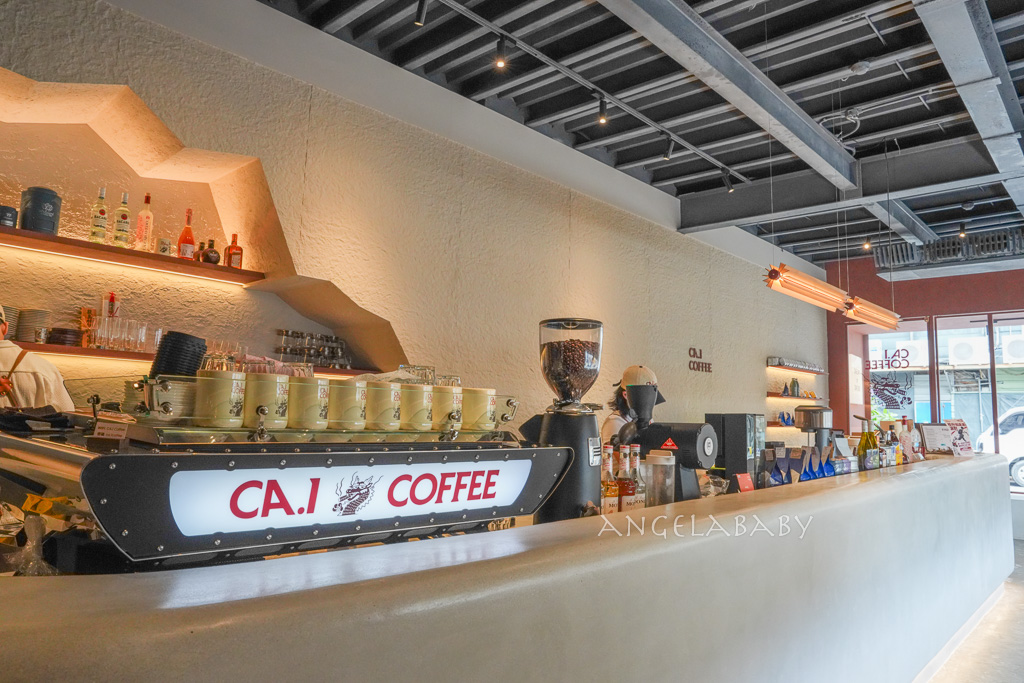 新莊新開幕咖啡廳『CA.1 COFFEE』日系侘寂風質感插座咖啡廳、寵物友善咖啡 @梅格(Angelababy)享樂日記