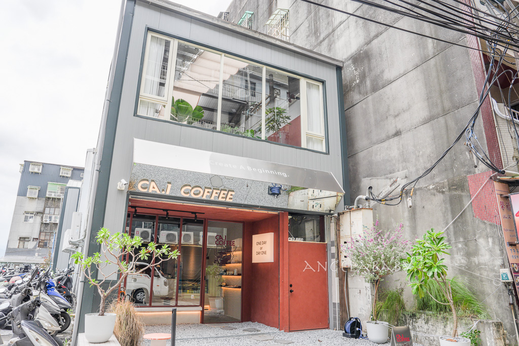 新莊新開幕咖啡廳『CA.1 COFFEE』日系侘寂風質感插座咖啡廳、寵物友善咖啡 @梅格(Angelababy)享樂日記