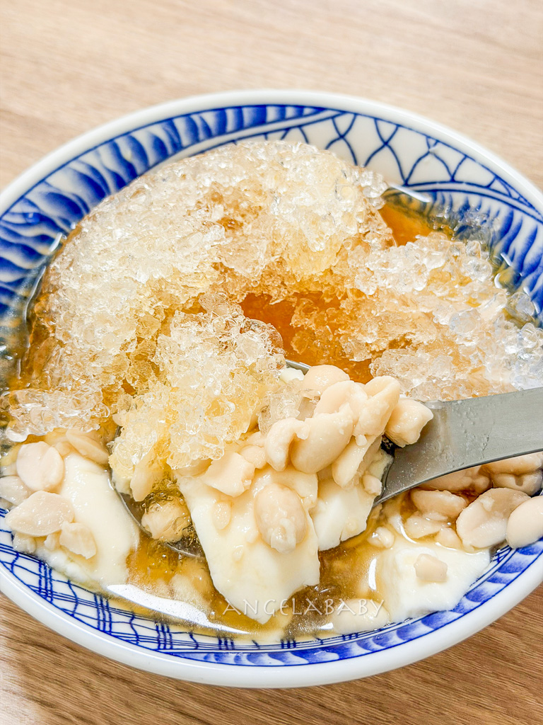 南投美食｜在地40年手工豆花『水里陳家豆花』任選1~3種配料通通40元 @梅格(Angelababy)享樂日記