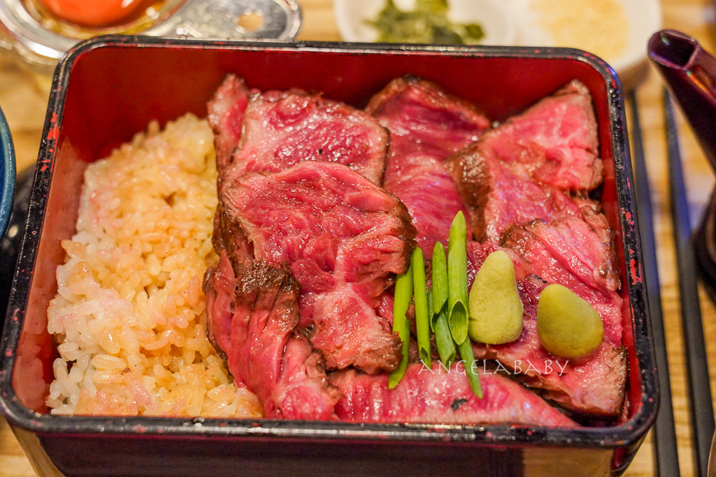 淺草站美食『黒毛和牛壹乃屋』必吃三分熟牛排蓋飯 @梅格(Angelababy)享樂日記