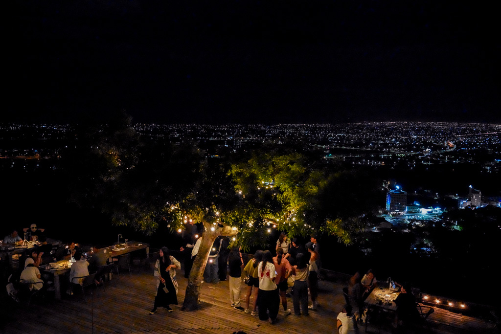 宜蘭景觀咖啡『空ㄟ農場』百萬夜景約會景點、交通方式、寵物友善餐廳 @梅格(Angelababy)享樂日記 宜蘭景觀咖啡『空ㄟ農場』百萬夜景約會景點、交通方式、寵物友善餐廳 @梅格(Angelababy)享樂日記