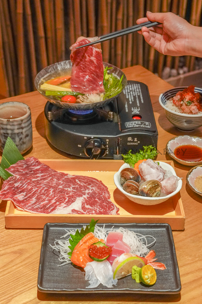 信義美食推薦｜東京排名第一的海鮮丼『日本橋海鮮丼辻半 微風信義店』訂位、讀者優惠截圖免費招待綜合生魚片 @梅格(Angelababy)享樂日記