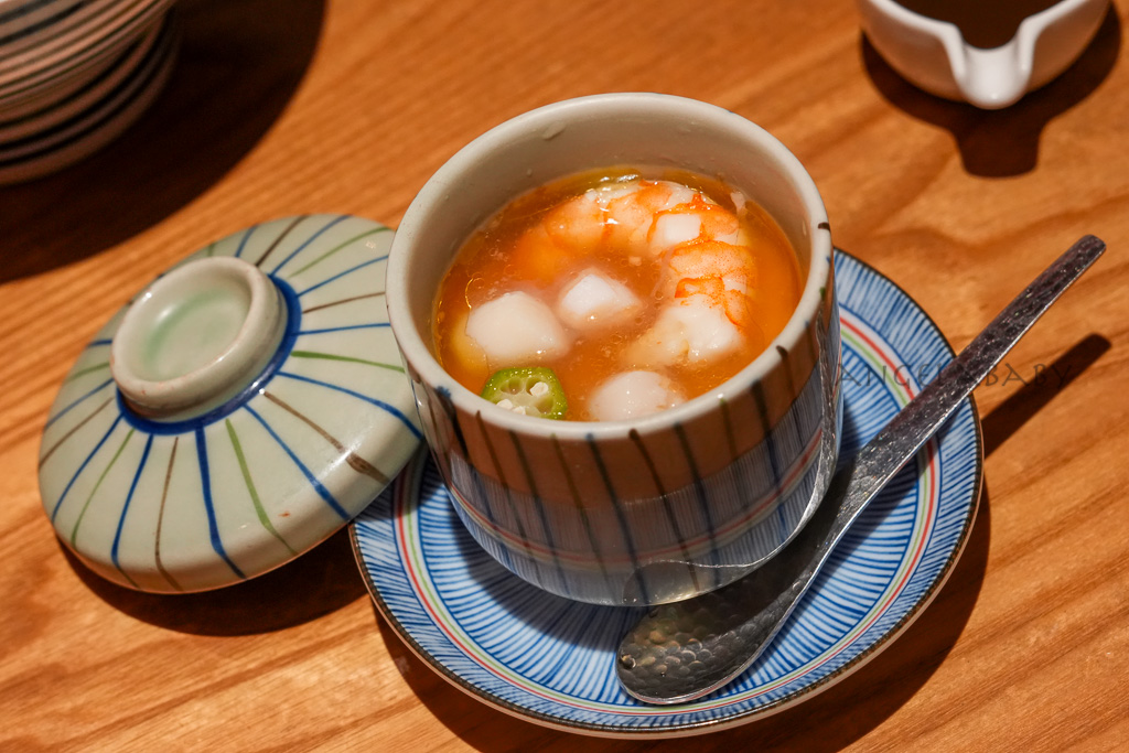 信義美食推薦｜東京排名第一的海鮮丼『日本橋海鮮丼辻半 微風信義店』訂位、讀者優惠截圖免費招待綜合生魚片 @梅格(Angelababy)享樂日記