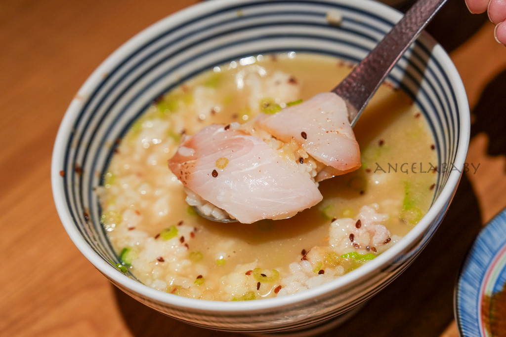 信義美食推薦｜東京排名第一的海鮮丼『日本橋海鮮丼辻半 微風信義店』訂位、讀者優惠截圖免費招待綜合生魚片 @梅格(Angelababy)享樂日記