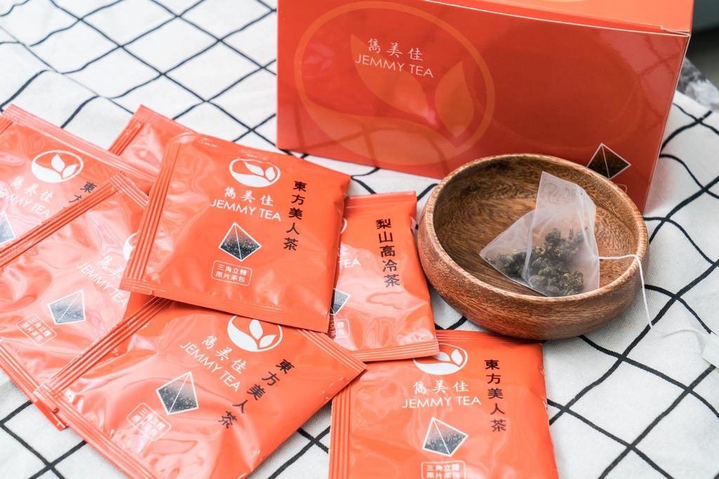 台北良心茶葉行推薦 『雋美佳茶葉店』 五星飯店、知名酒樓、台北咖啡廳御用的台灣茶葉 年節送禮、茶葉禮盒、立體茶包、冷泡茶 @梅格(Angelababy)享樂日記